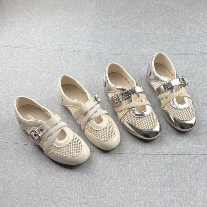 Casual Sneaker Low - Nuove Sneakers Intrecciate con Dettagli Traforati