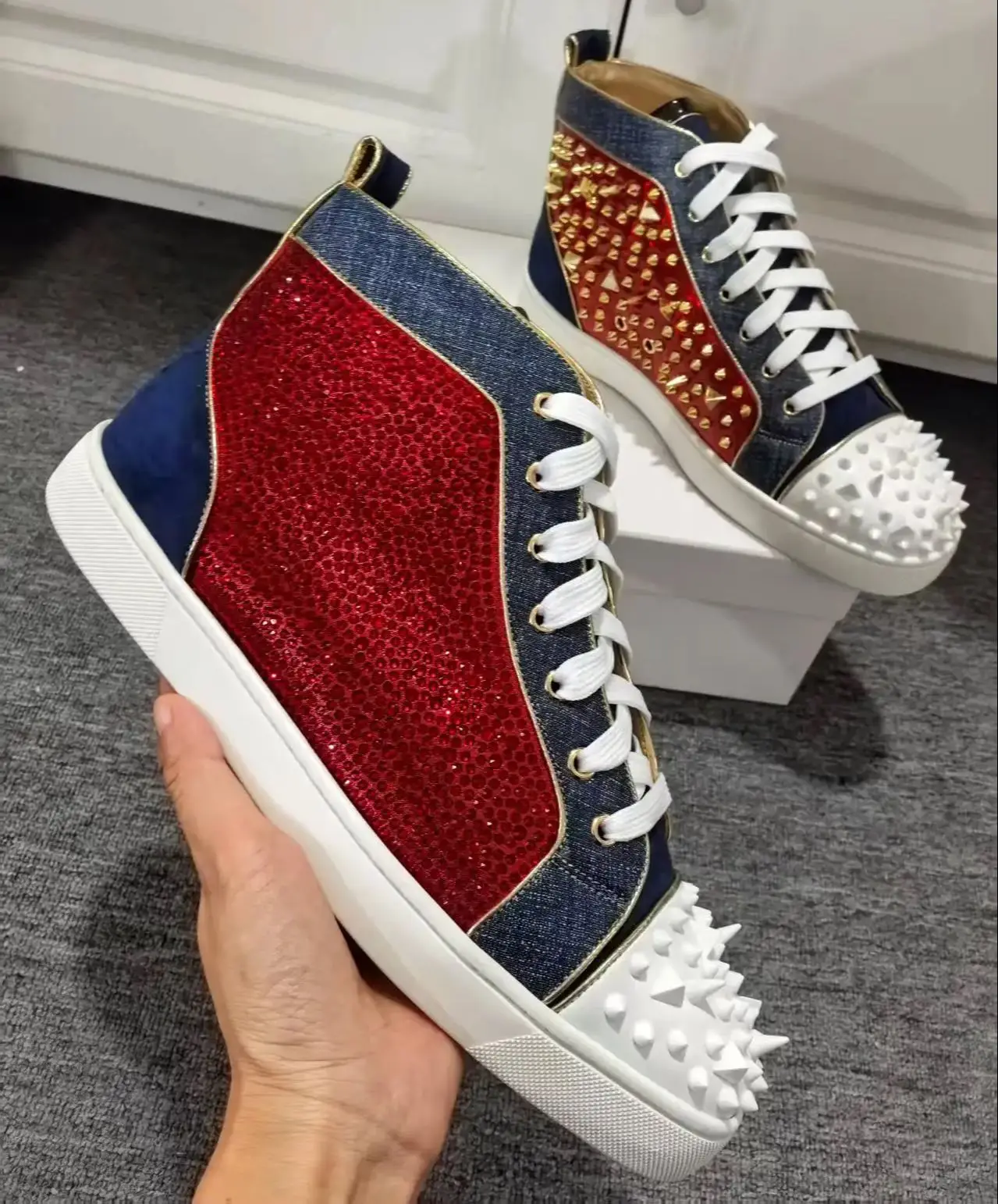 Strass rossi Rivetti in metall - Men Shoes Red Bottom recensione e prezzo