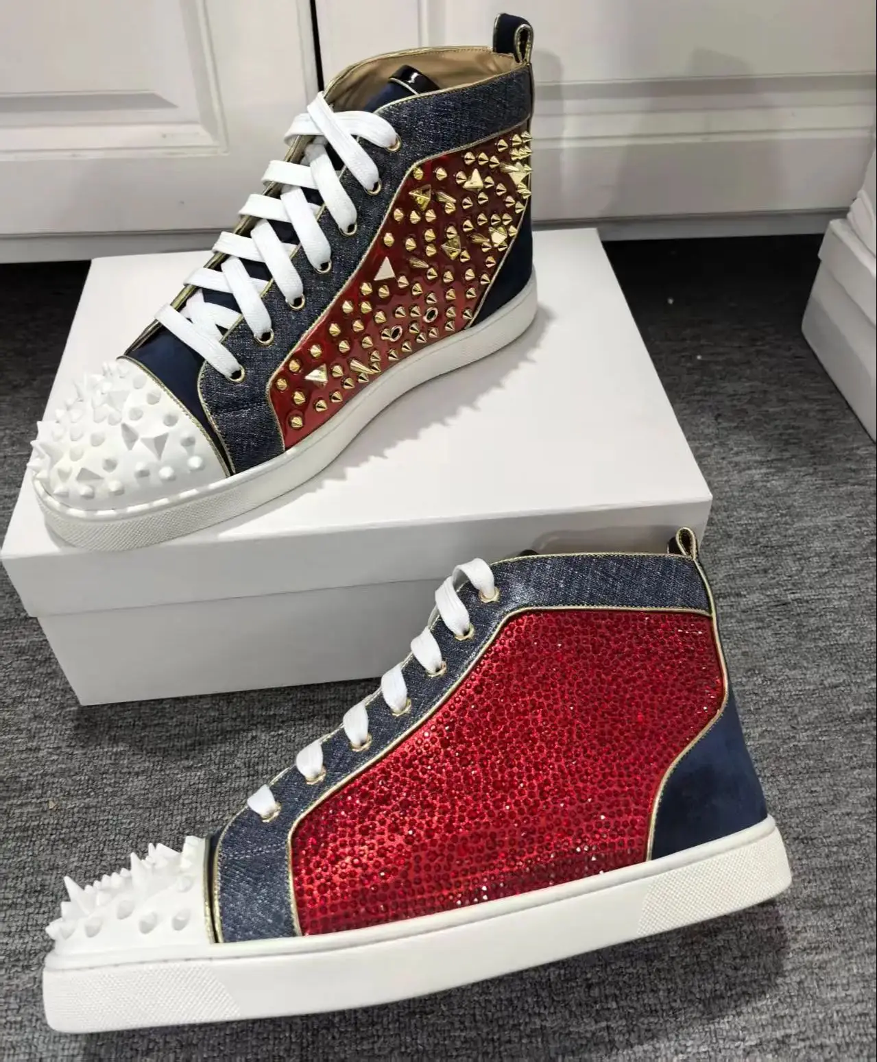 Strass rossi Rivetti in metall - Men Shoes Red Bottom recensione e prezzo