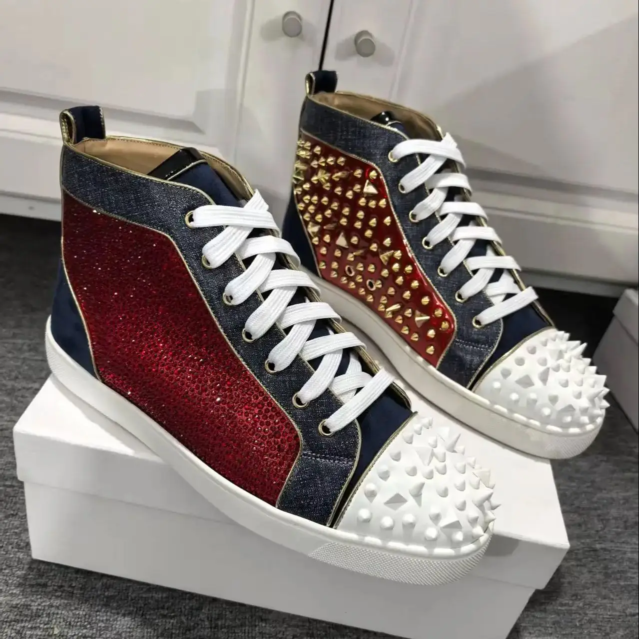Strass rossi Rivetti in metall - Men Shoes Red Bottom recensione e prezzo