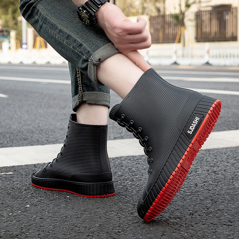 Scarpe impermeabili versatili  - Men Shoes Online recensione e prezzo