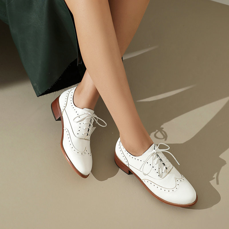 Scarpe Oxford Brogue da donna  - Oxford Brogue Leather recensione e prezzo