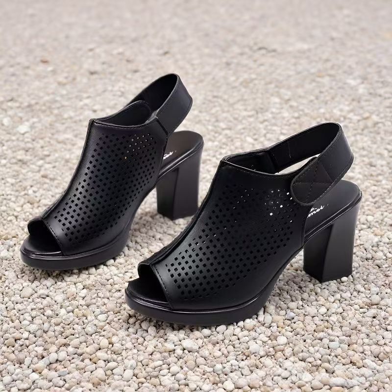 Sandali da donna con tacco alt - Velcro Strap Sandal recensione e prezzo