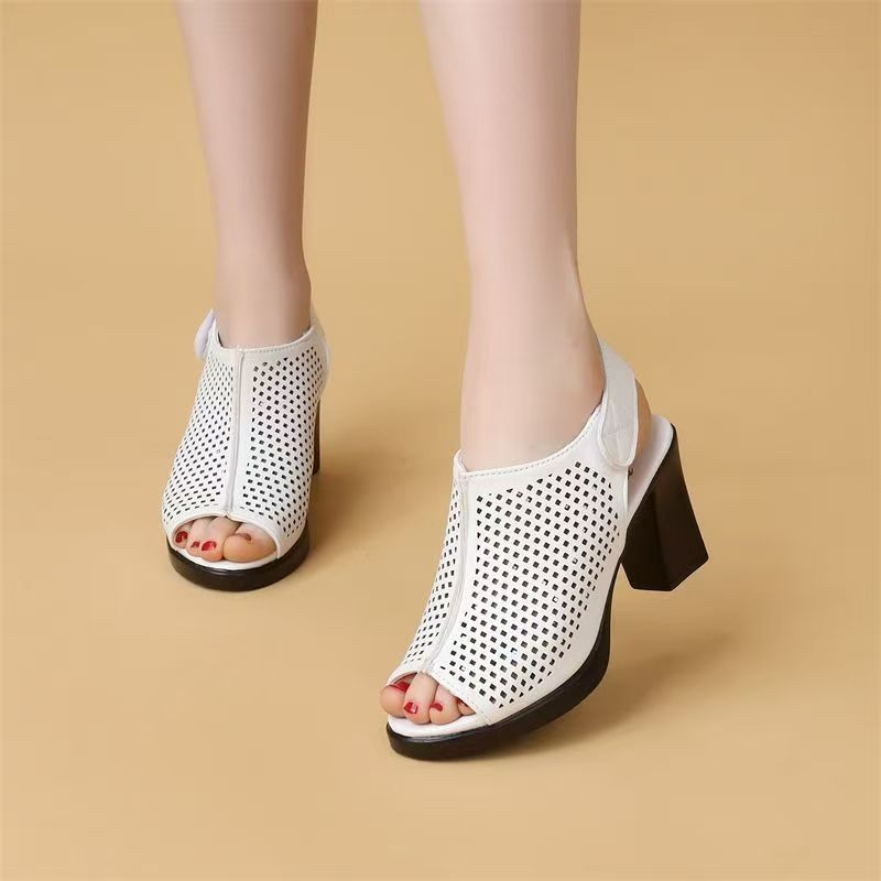 Sandali da donna con tacco alt - Velcro Strap Sandal recensione e prezzo