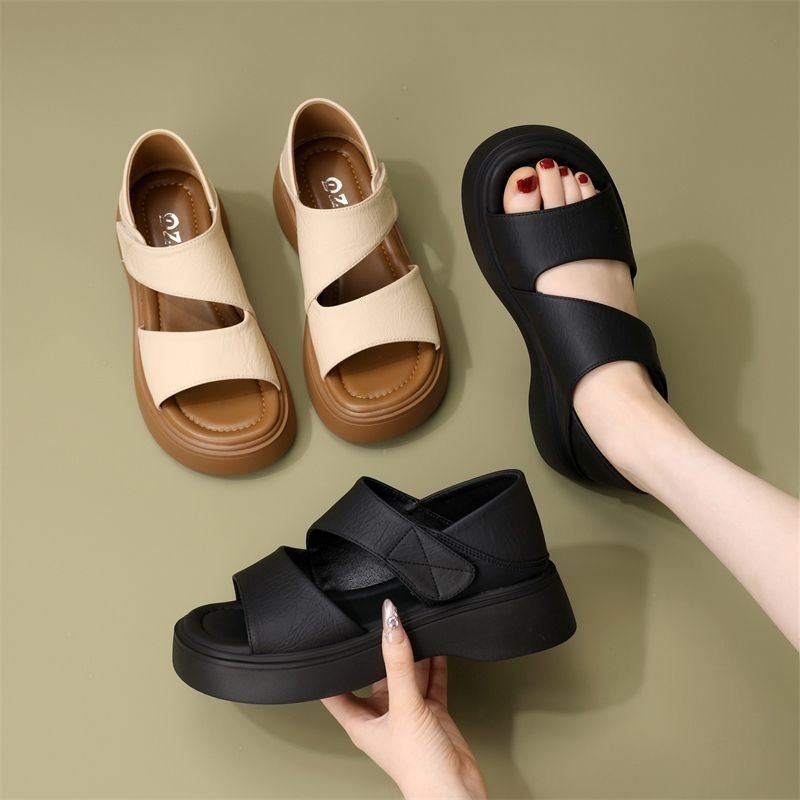 Nuovi Sandali Estivi 2026 Neri - Velcro Strap Sandal recensione e prezzo